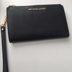 Michael Kors wristlet clutch